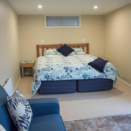Grey Ridge Vineyard Experience Bed & Breakfast Alexandra Bilik gambar